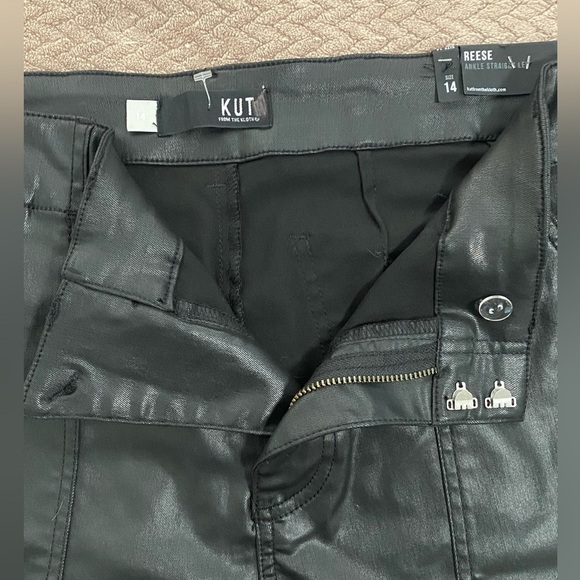 Kut from the Kloth Black Coated Reese Ankle Straight Pants Size 14 Nightclub NWT - Picture 15 of 15